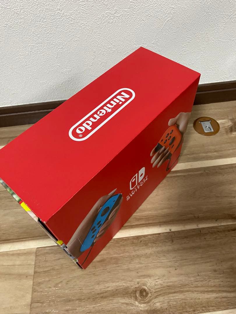 【新品未開封】Nintendo Switch 本体　青/赤