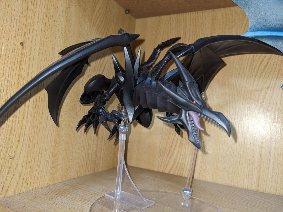 バンダイ　monsterArts　遊戯王 ブルーアイズ レッドアイズ　プラモデル