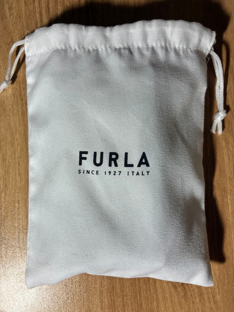 FURLA 三つ折り財布 CAMELIA