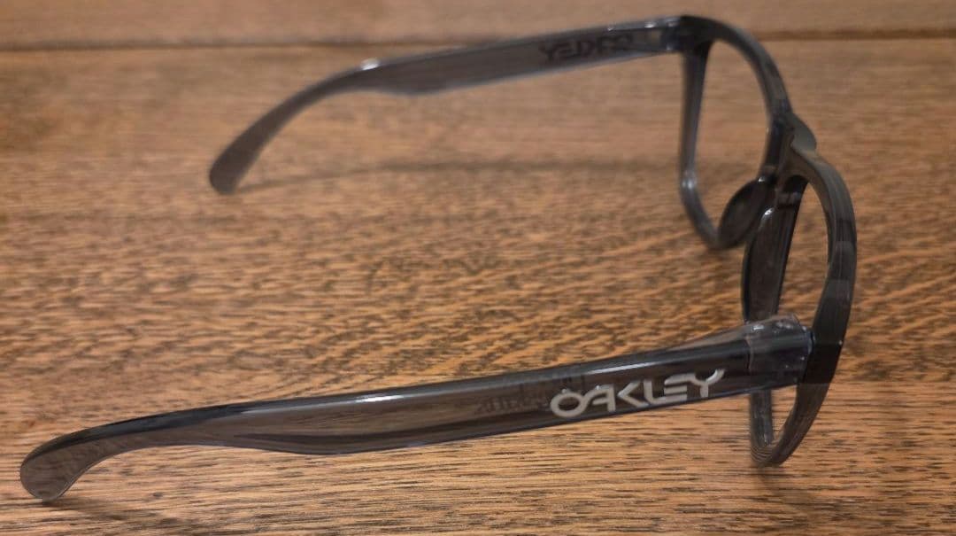 Oakley クリアグレー サングラスフレームのみ