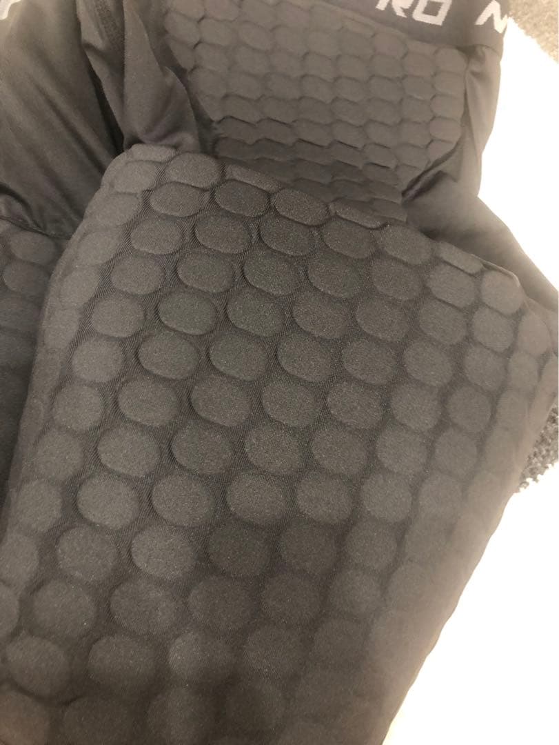 NIKE PRO ナイキプロ コンバット　リブパッドセットアップ