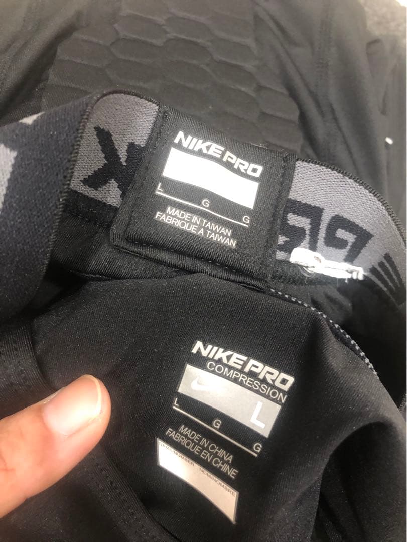 NIKE PRO ナイキプロ コンバット　リブパッドセットアップ