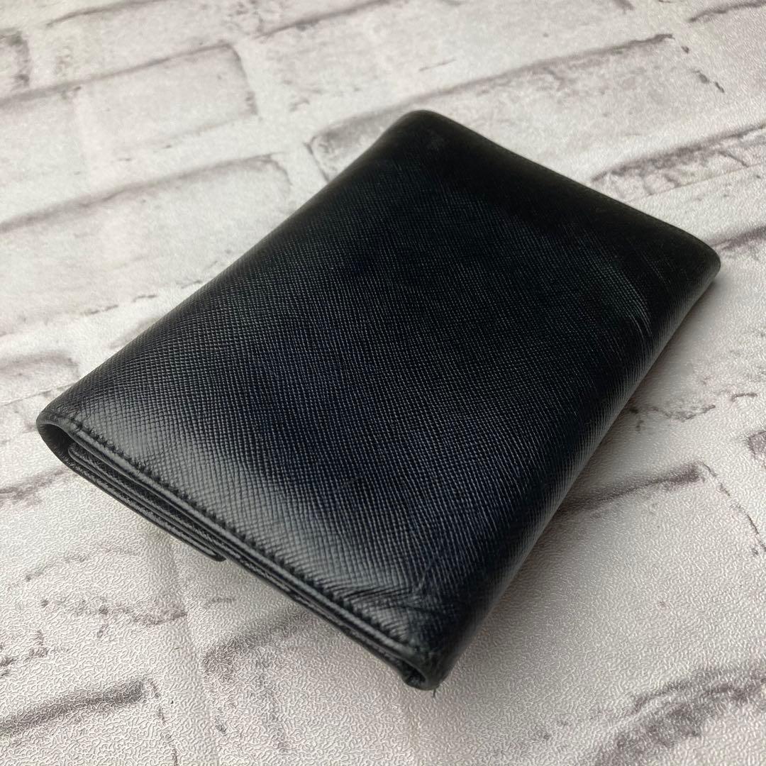 PRADA　プラダ☆財布　ブラック　サフィアーノ　シルバープレート　三つ折り財布