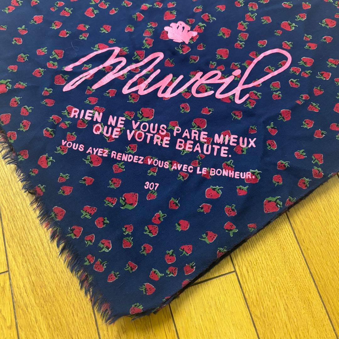 MUVEILいちごイチゴ柄ストールほぼ新品