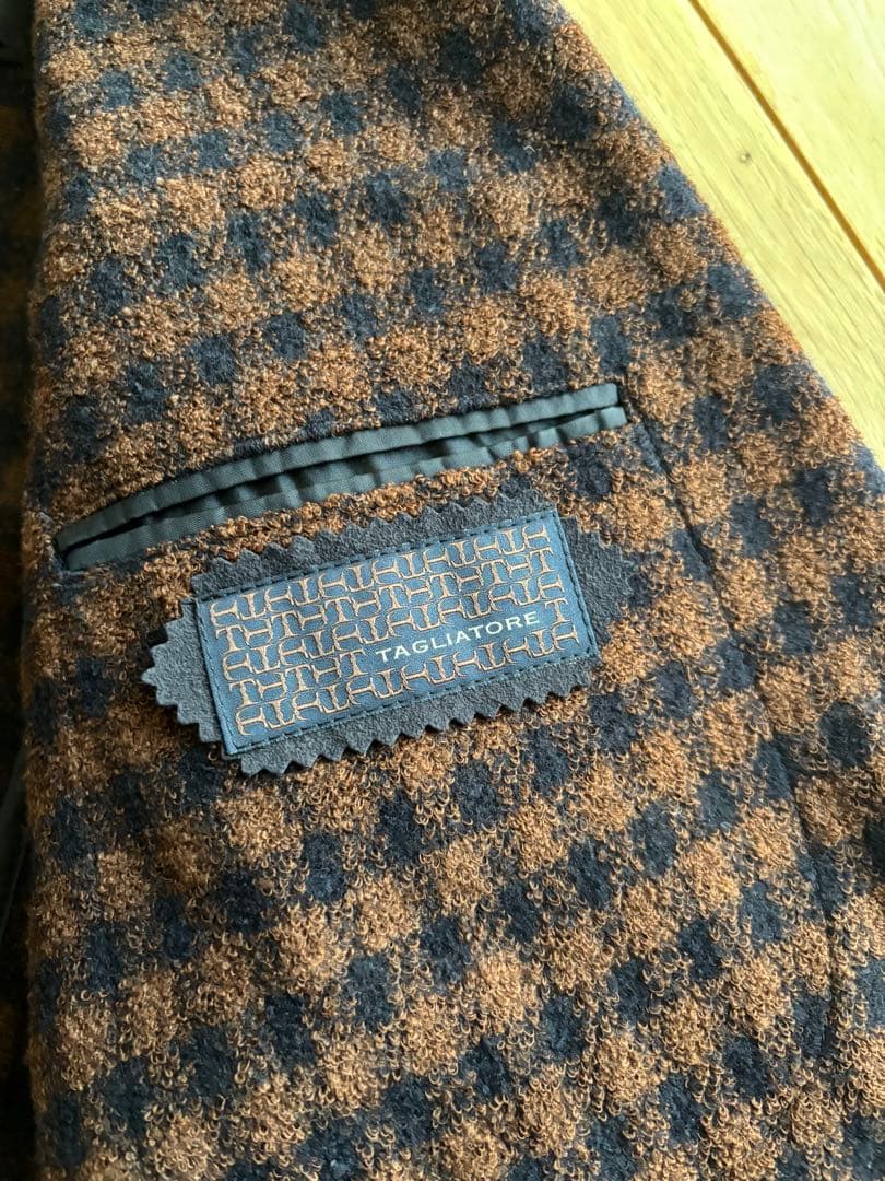 美品　タリアトーレ ウールパイルジャケット 48 秋冬向け ブラウン系チェック