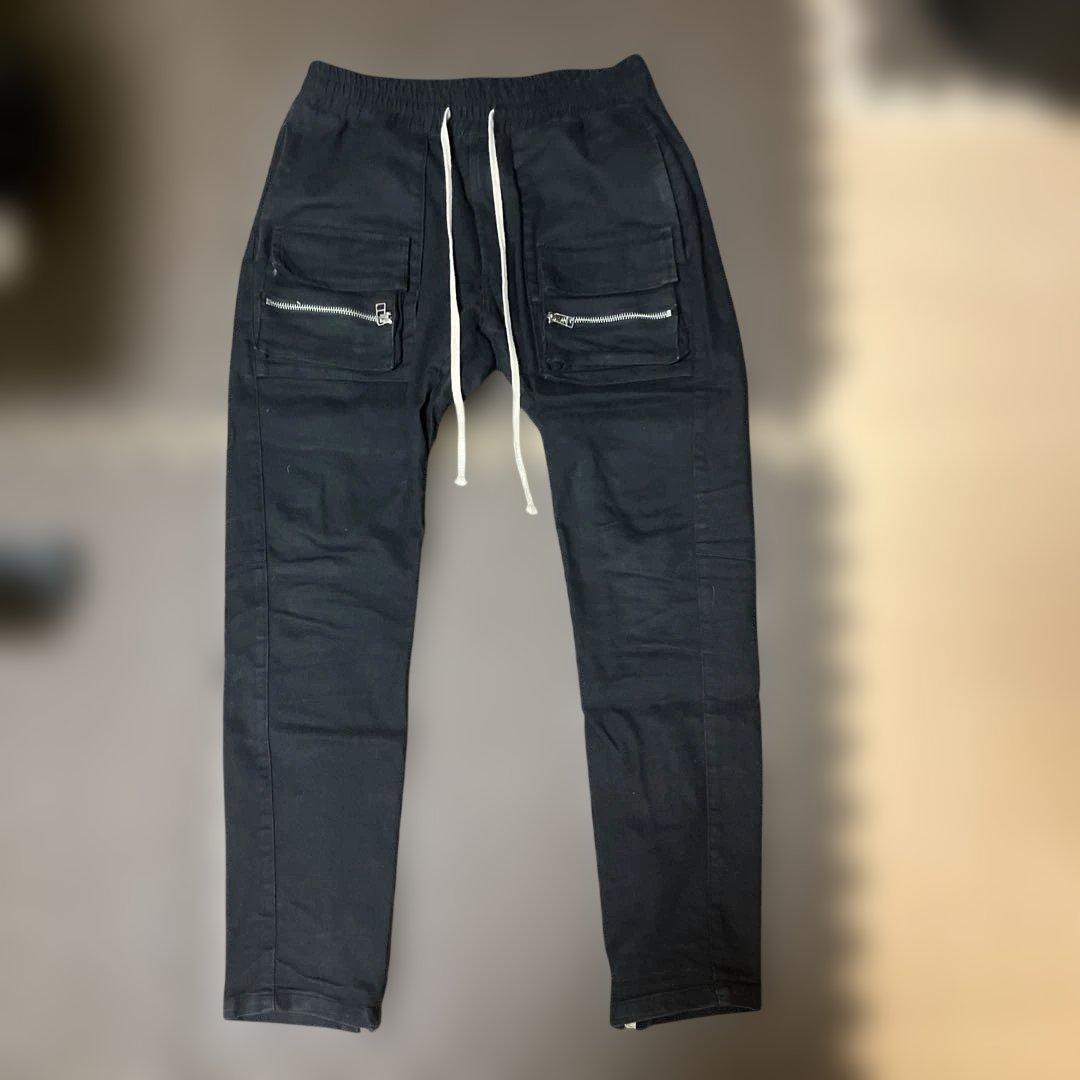 Danke Schön. ブラックパンツ ジッパーポケット付き