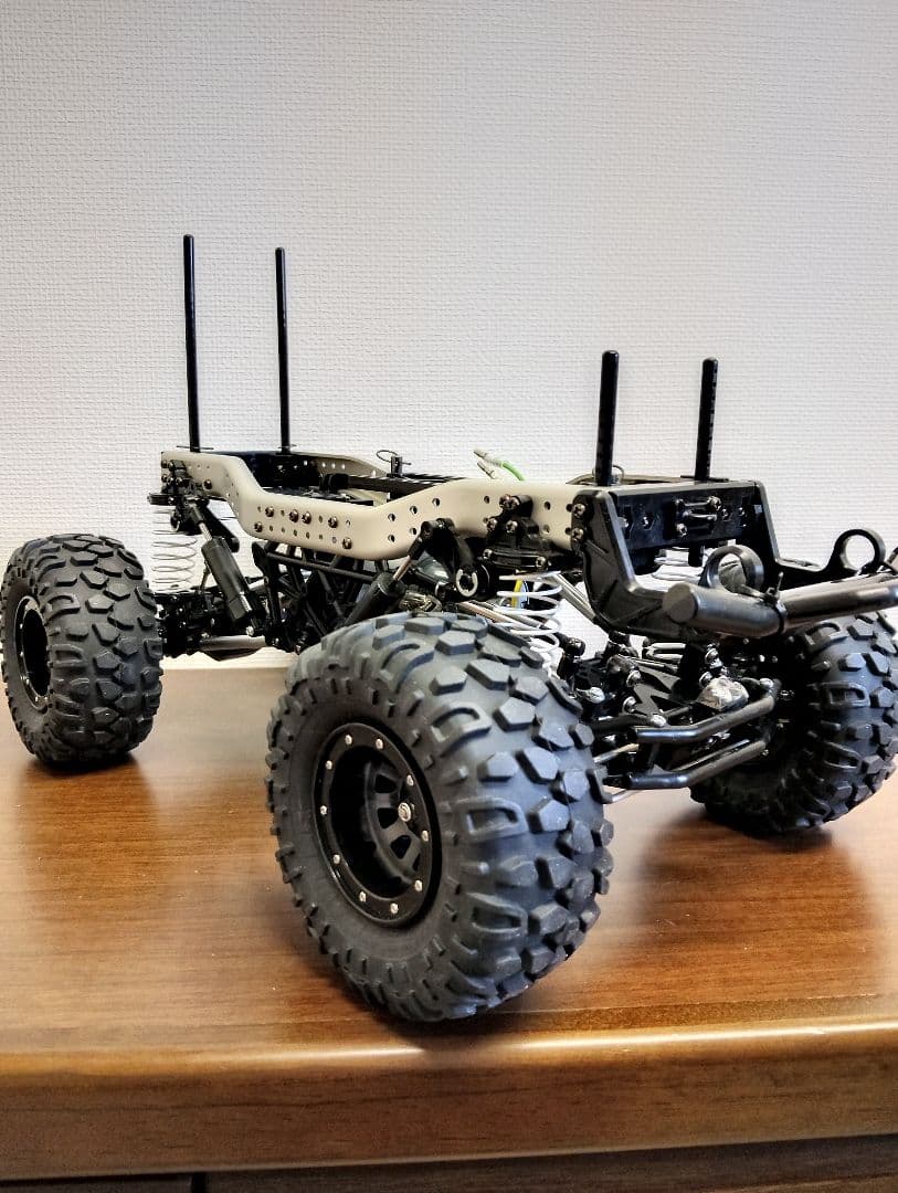 s*n様 タミヤRC CR-01シャーシ 完成品　ベース　ロックソッカー