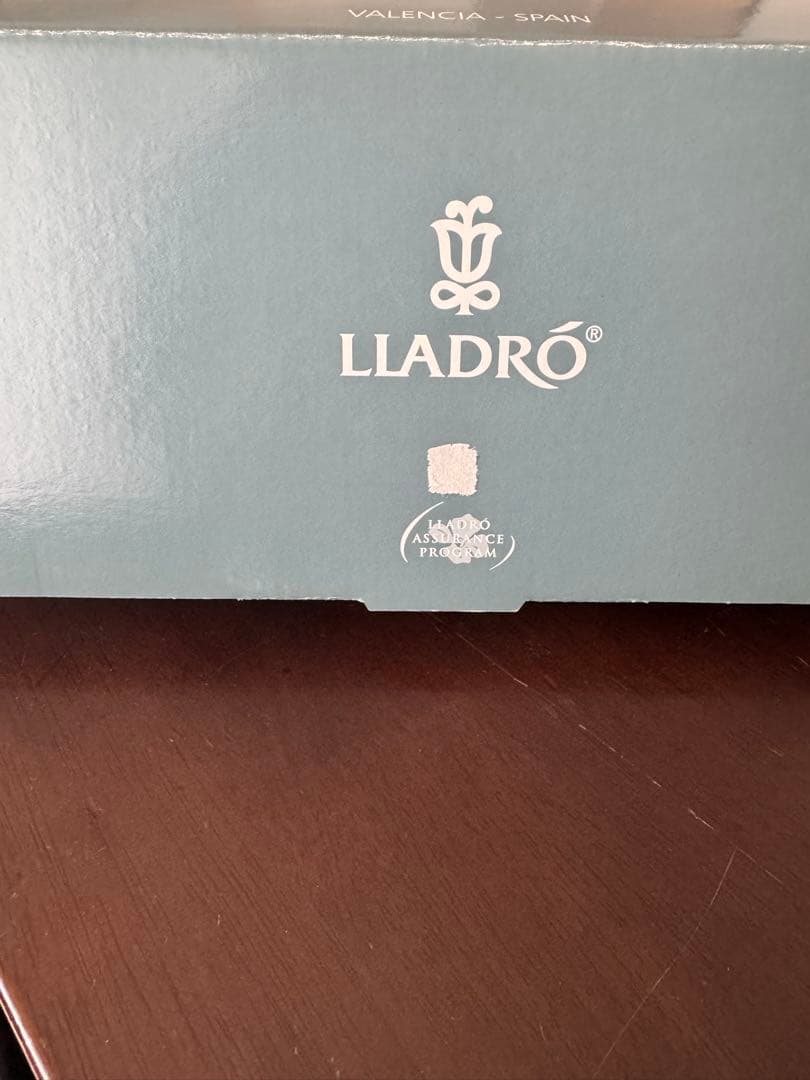 未使用　LLADRO かわいい！　台座付き