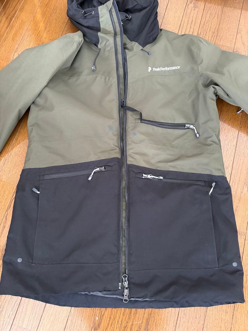 Peak Performance 　スキーウェア　GREY HAWK Mサイズ