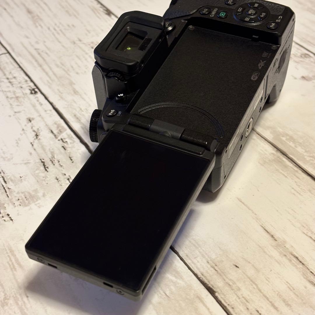 LUMIX G7H ミラーレスカメラ
