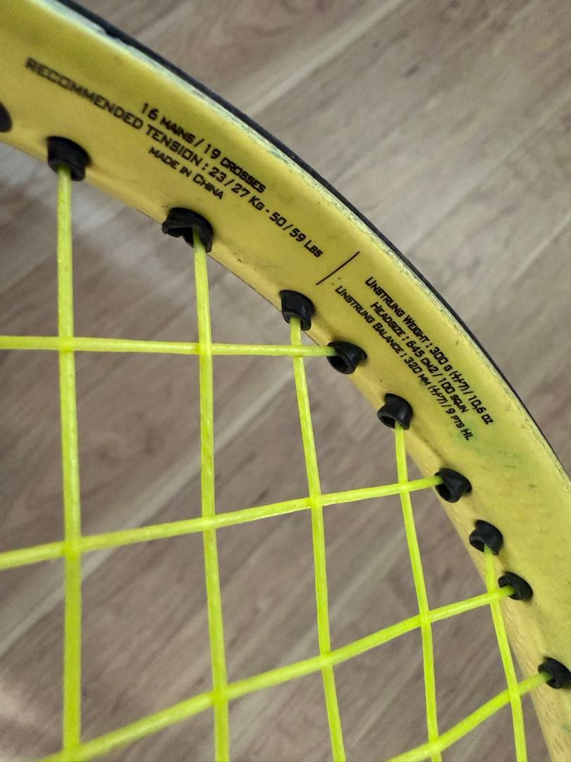 Babolat ピュアアエロプラス2019　2本セット