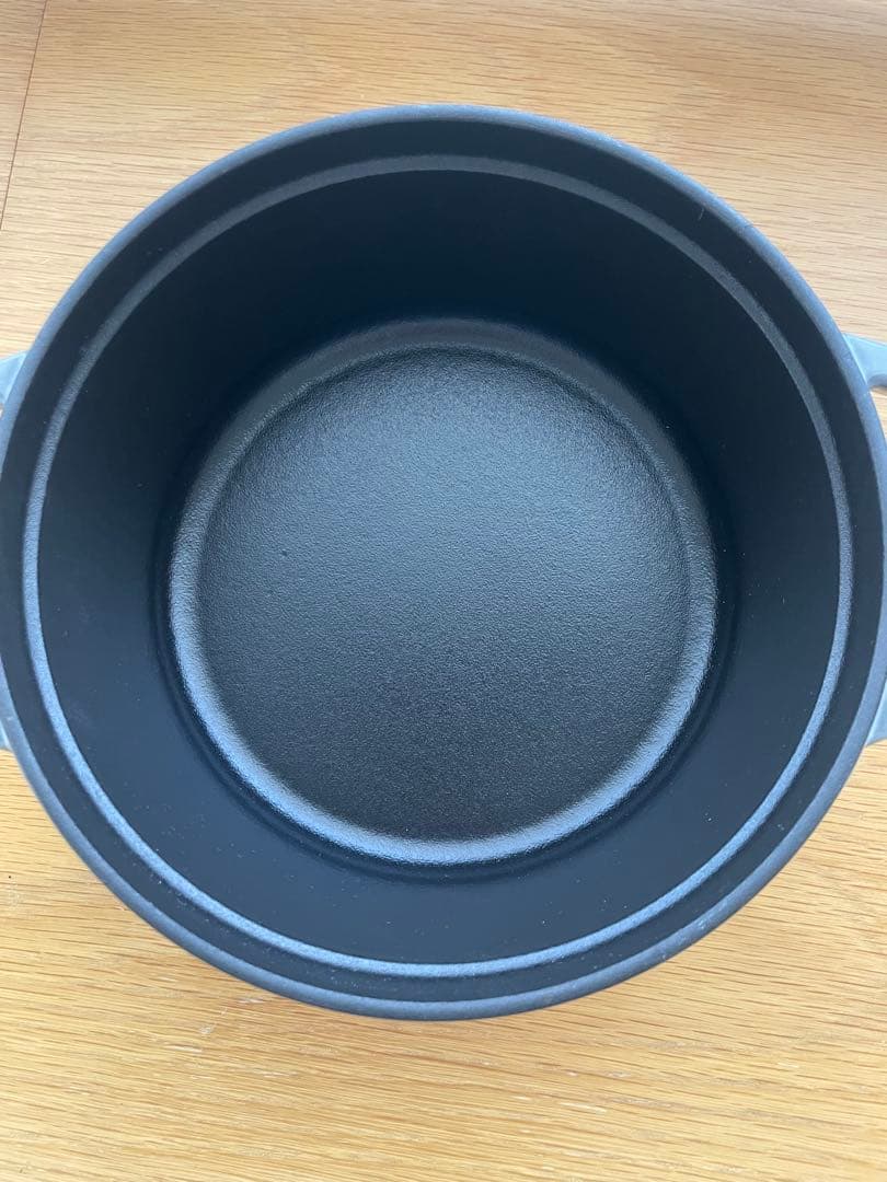 STAUB 鍋 ココット ラウンド グレー 18センチ 正規品