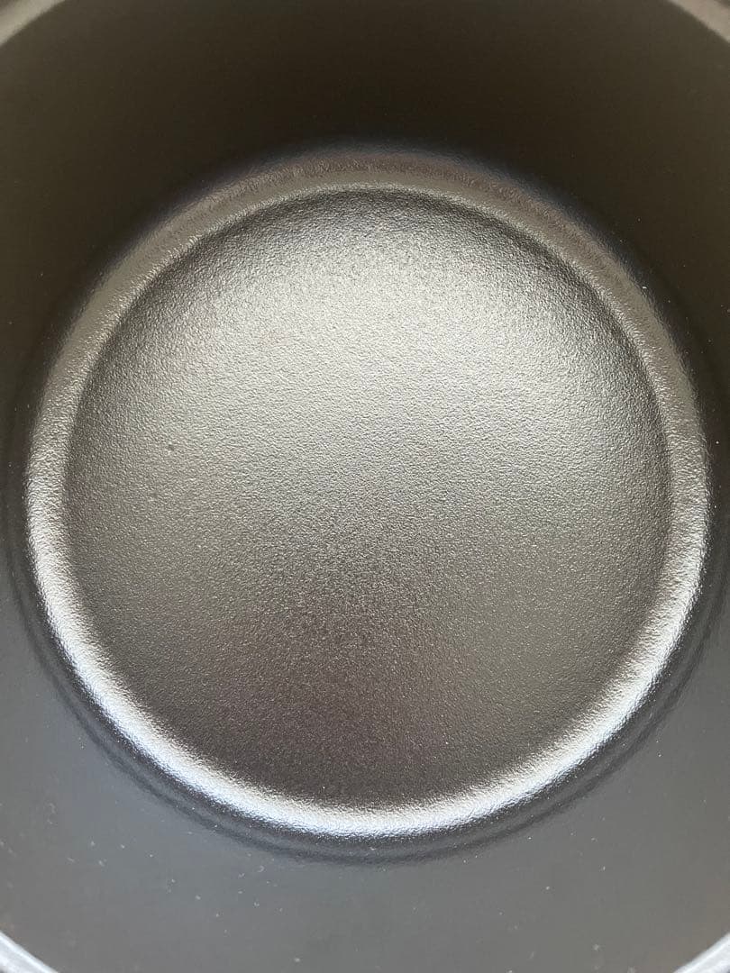 STAUB 鍋 ココット ラウンド グレー 18センチ 正規品