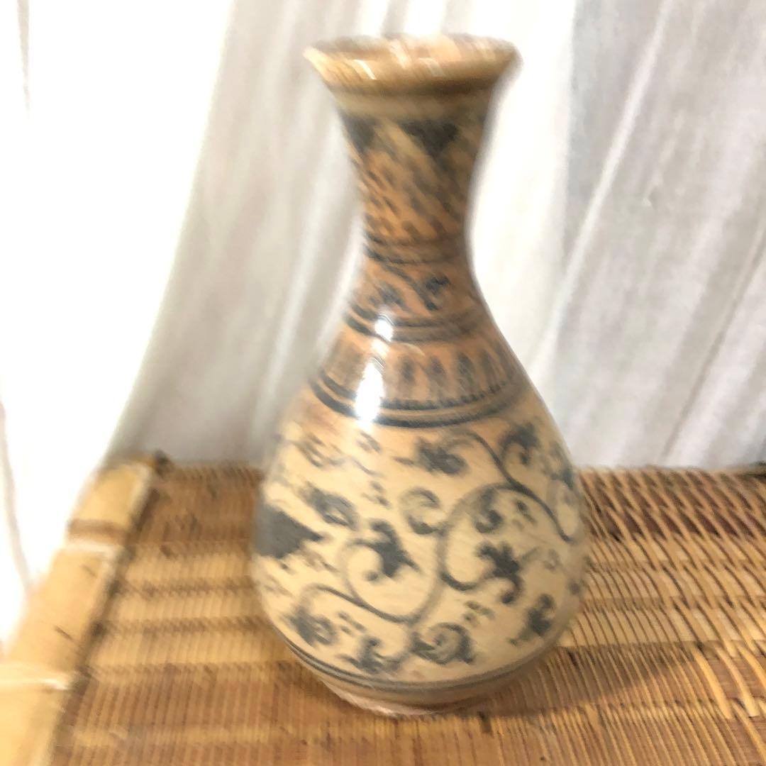 タイ北部のアンティーク　Kalong 焼