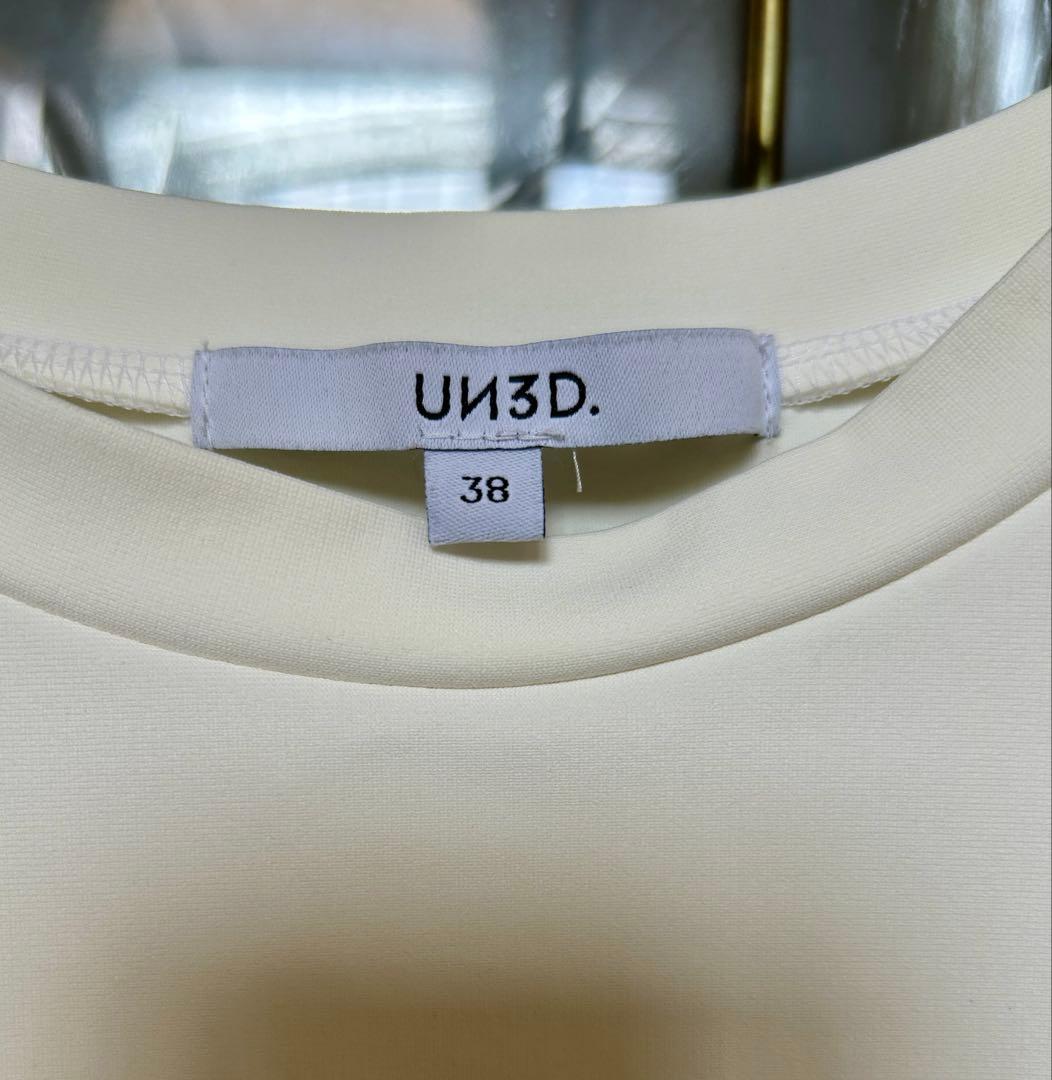 un3d. ウェーブカットソーTシャツ　白