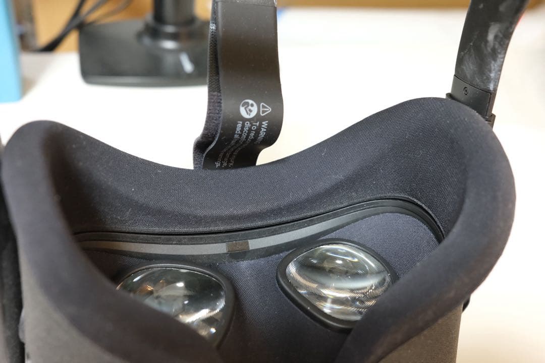  Quest 初代　64GB VRゴーグル