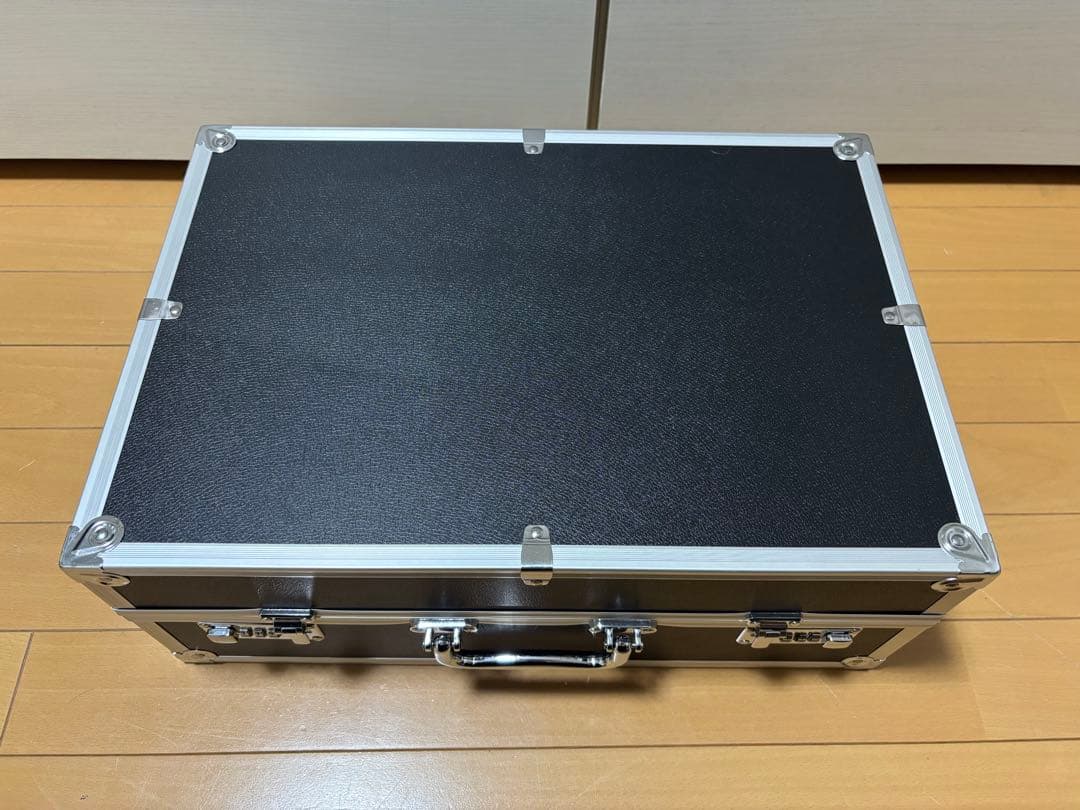 アタッシュケース　トレカ収納ケース