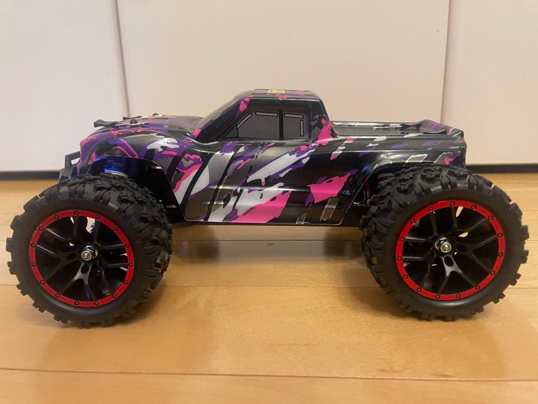 Race Truck 1:18スケール オフロード 4WD
