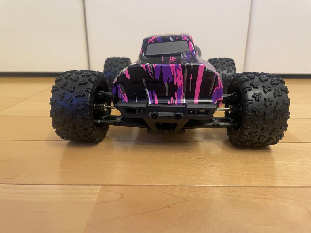 Race Truck 1:18スケール オフロード 4WD
