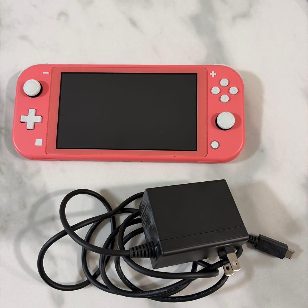 Nintendo Switch Lite ピンク　本体中古　本体充電アダプタのみ