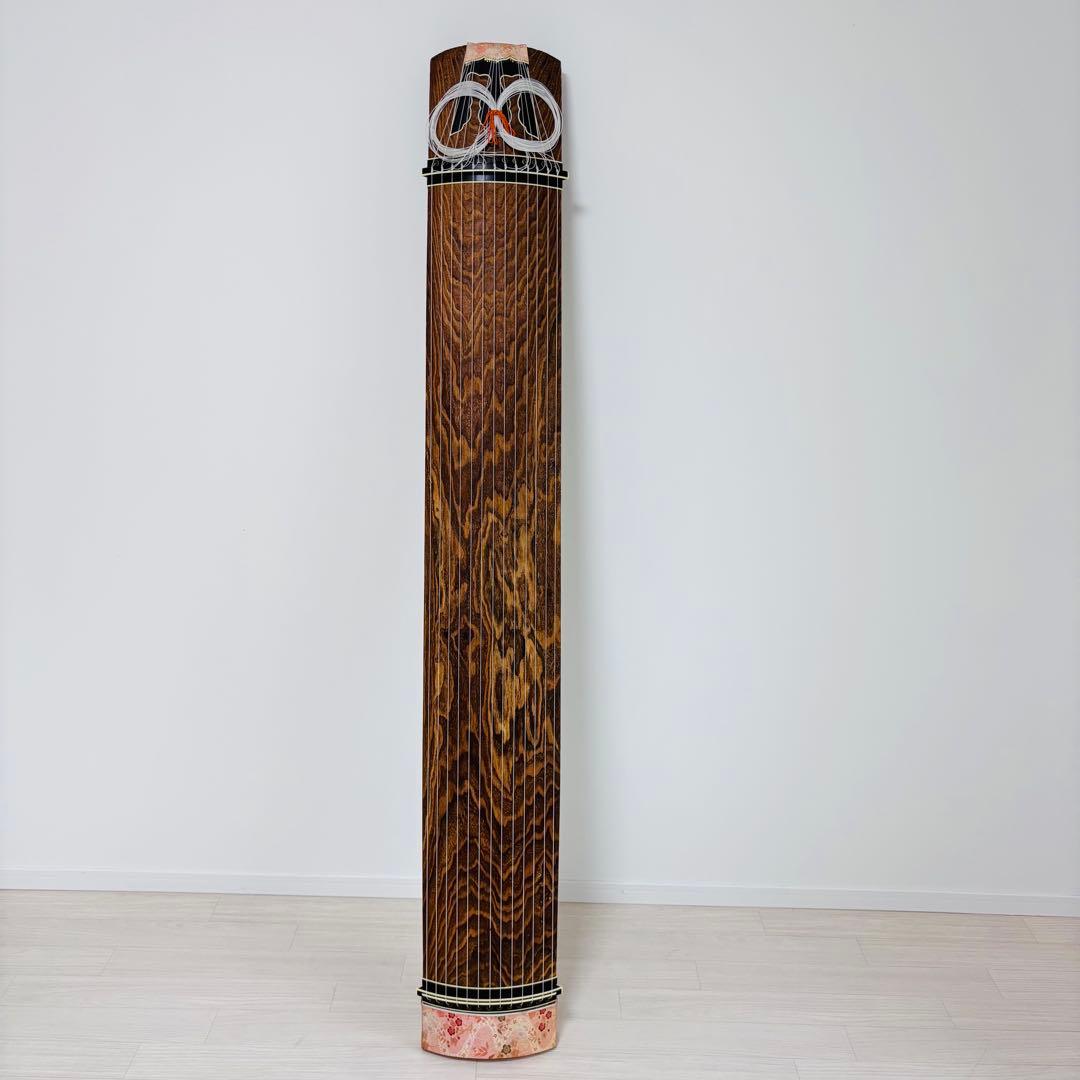 箏　13弦　すだれ彫り　和楽器　並甲 蒔絵　上角　収納ケース付き