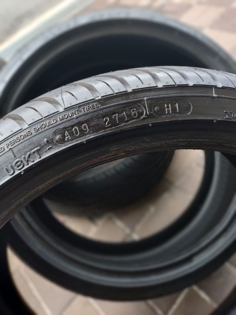ナンカン NS-2 215/35 18インチ（中古）