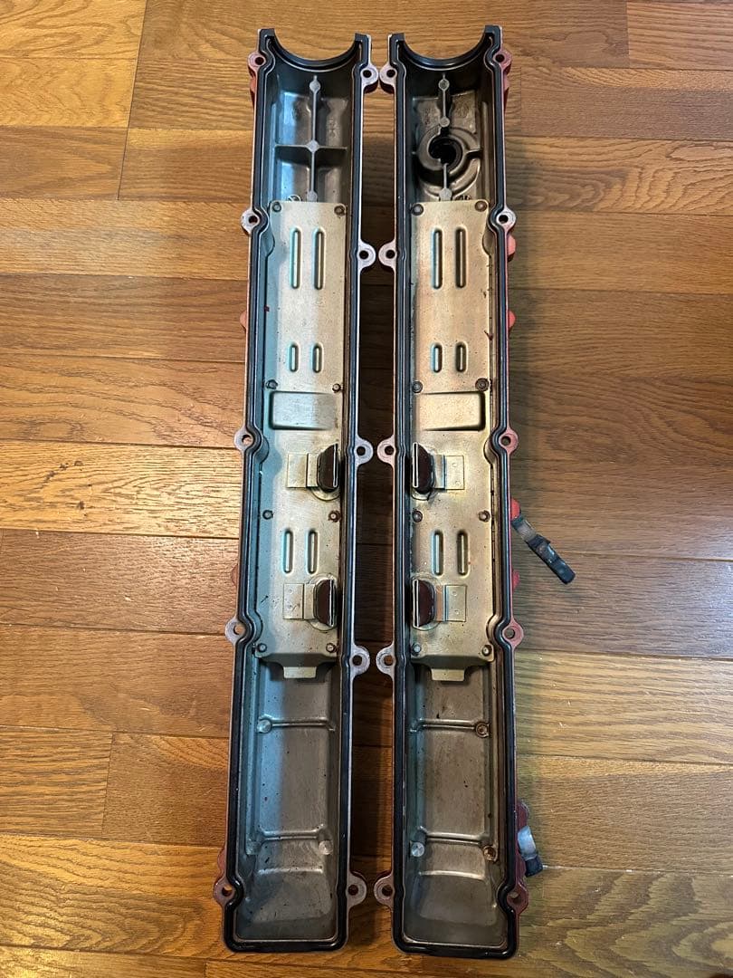 RB20 タペットカバー 赤 カムカバー スカイライン　ローレル セフィーロ
