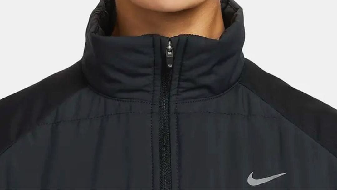 専用です❣️Nike FB7538 010 レディースウィンドブレーカー