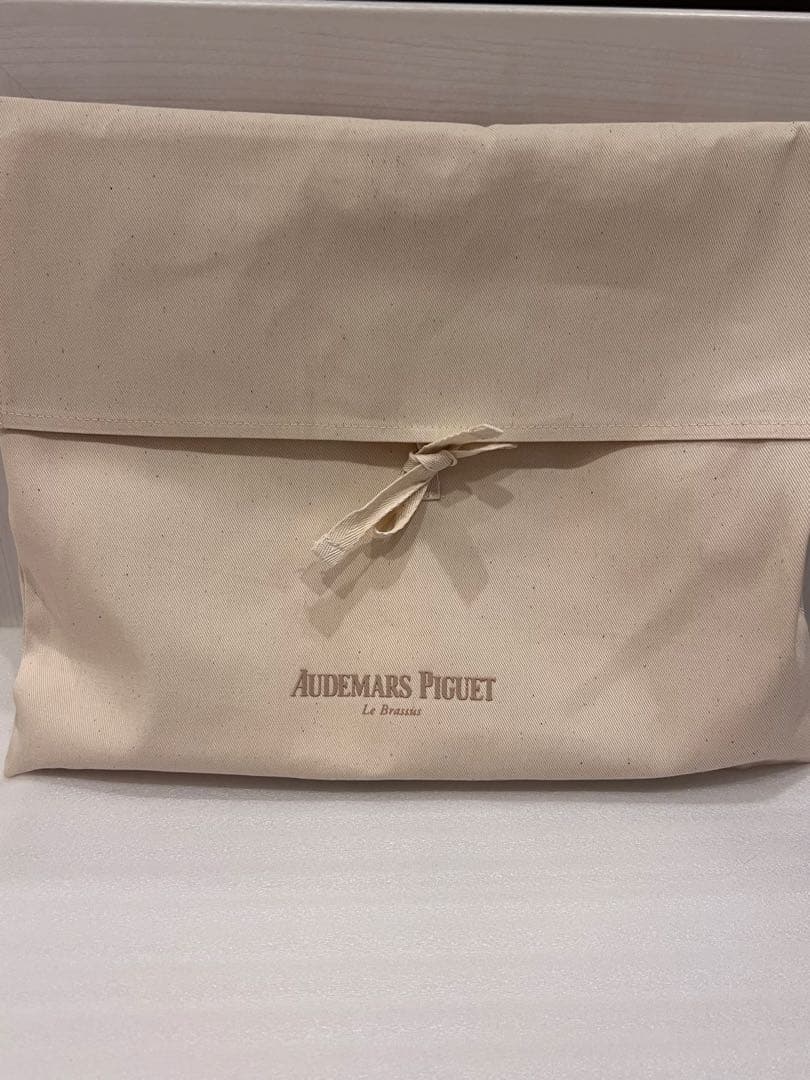 AUDEMARS PIGUET（オーデマ ピゲ）ノベルティTシャツ　XLサイズ