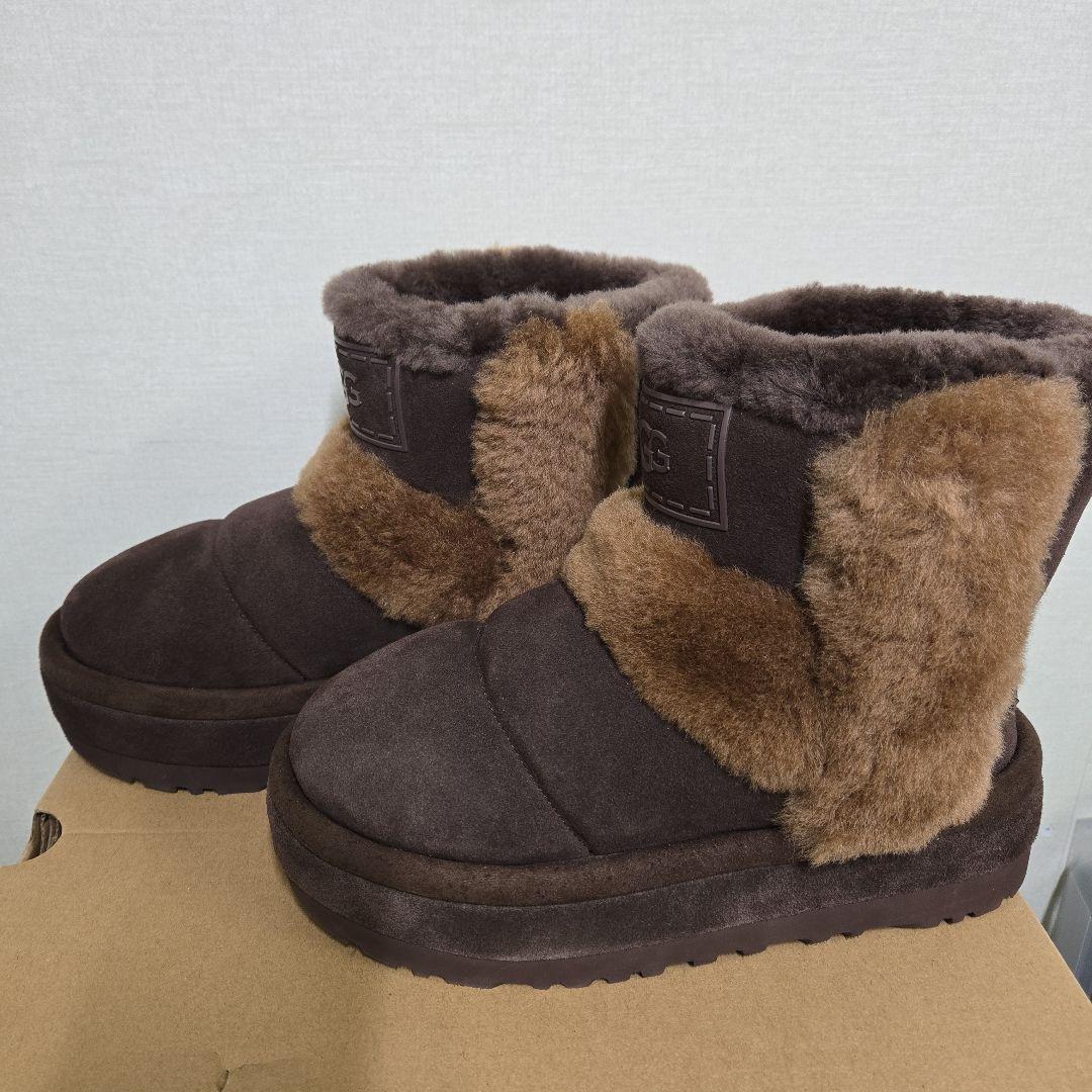 ま*ん様 【新品・未使用】UGG CLASSIC CHILLAPEAK 24cm