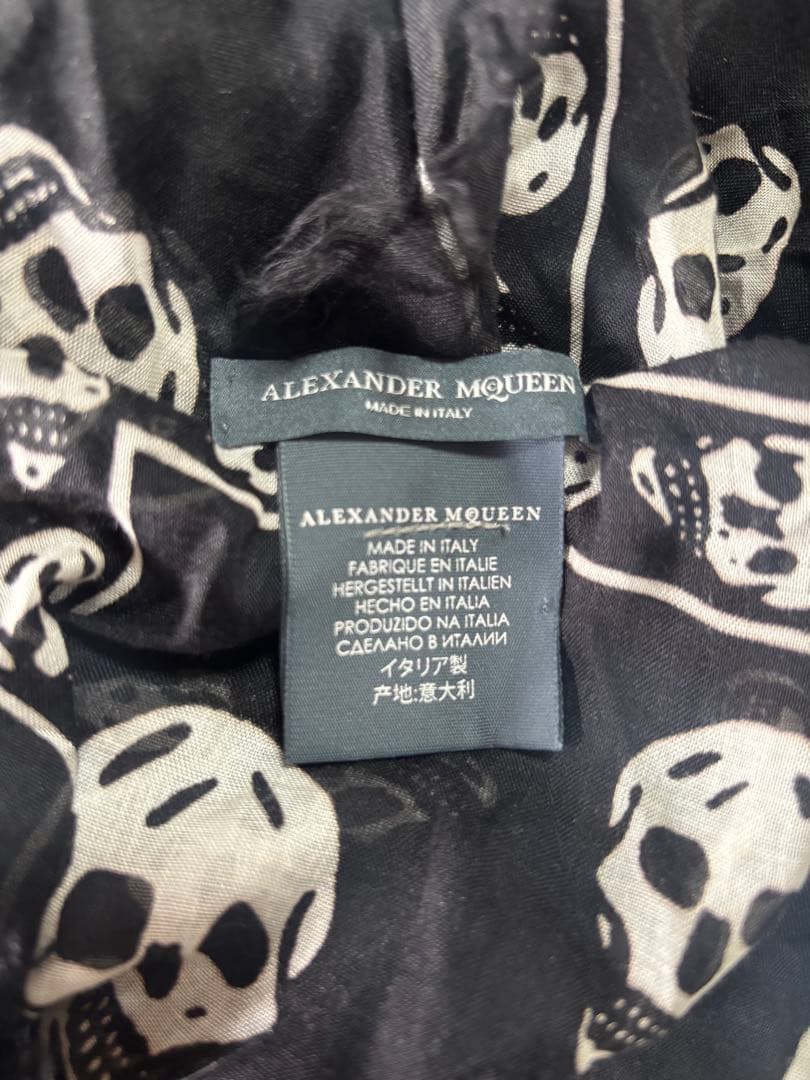 ALEXANDER MCQUEEN スカルストール ブラック