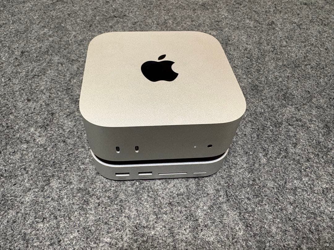 Mac Mini M4 + ドッキングステーション+ ワイヤレスキーボード
