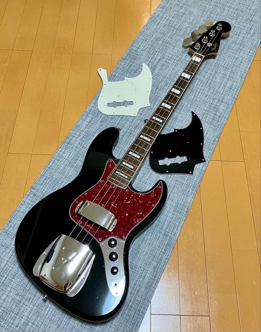 ベース Fender Japan JB75-90US BLK/MH