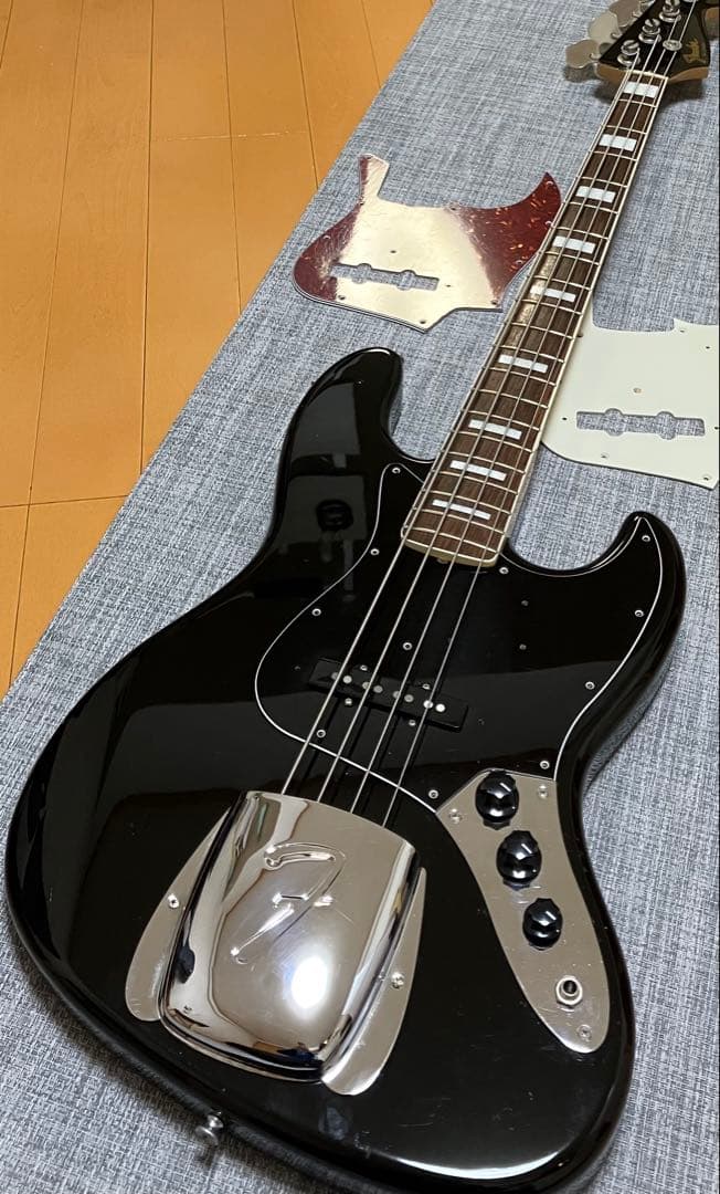 ベース Fender Japan JB75-90US BLK/MH
