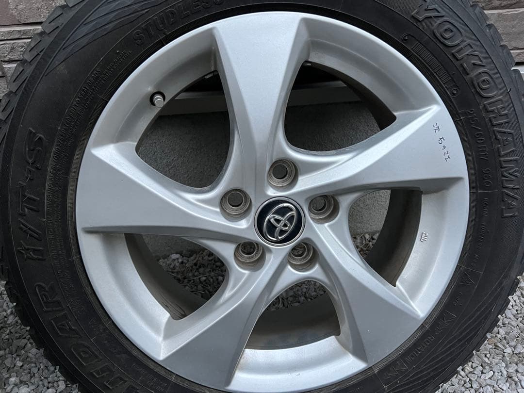 トヨタ GEOLANDAR I/T-S 17インチ スタッドレスタイヤ