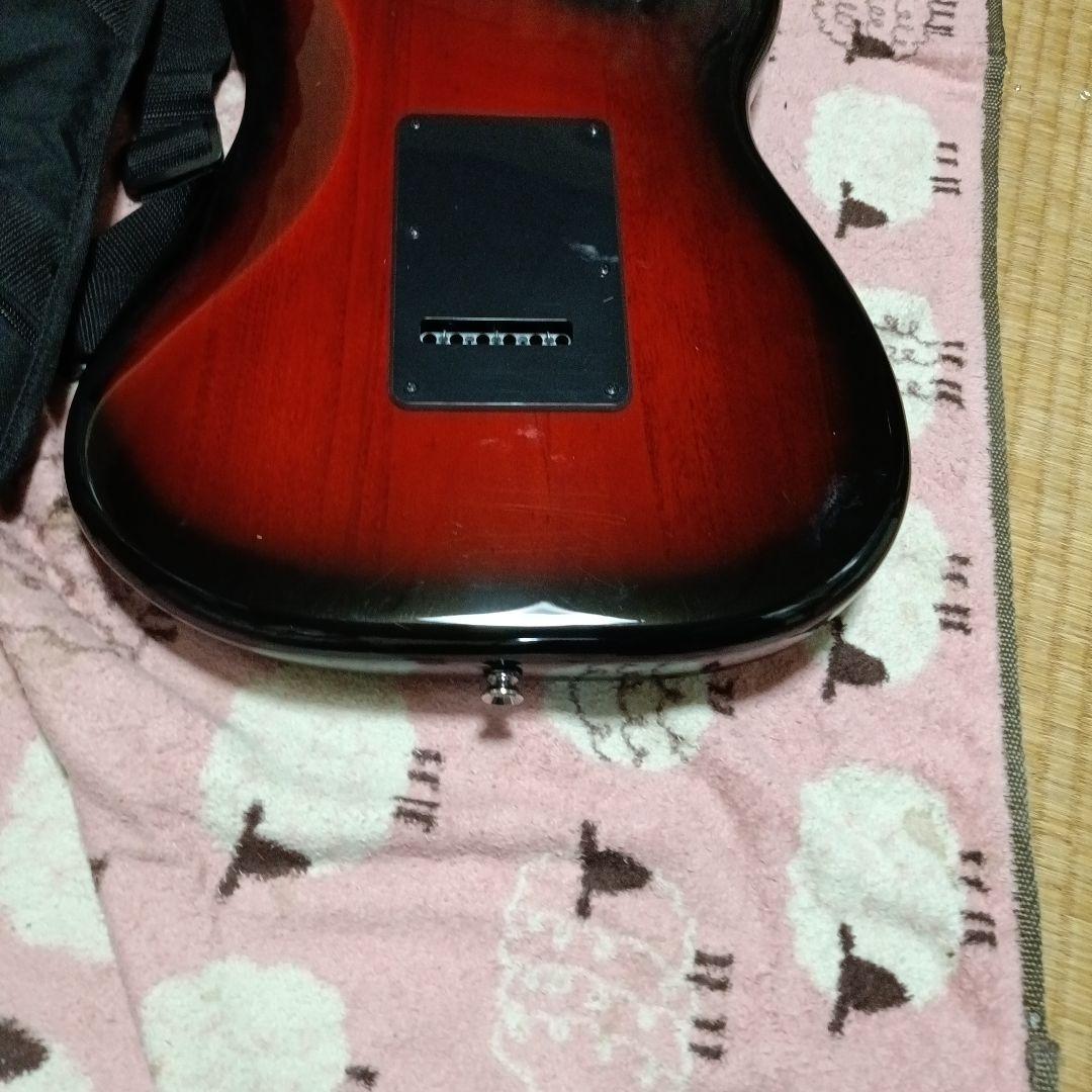レフティ Squier Standard Stratocaster