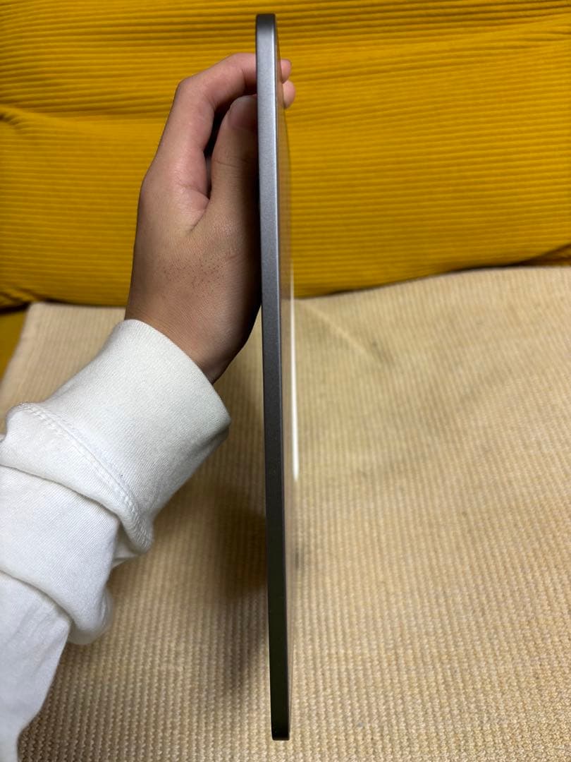 Apple iPad Air 第5世代　スペースグレー 本体