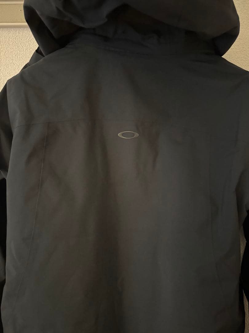 美品　オークリー　Oakley スノボ　スキーウェア　ゴアテックス