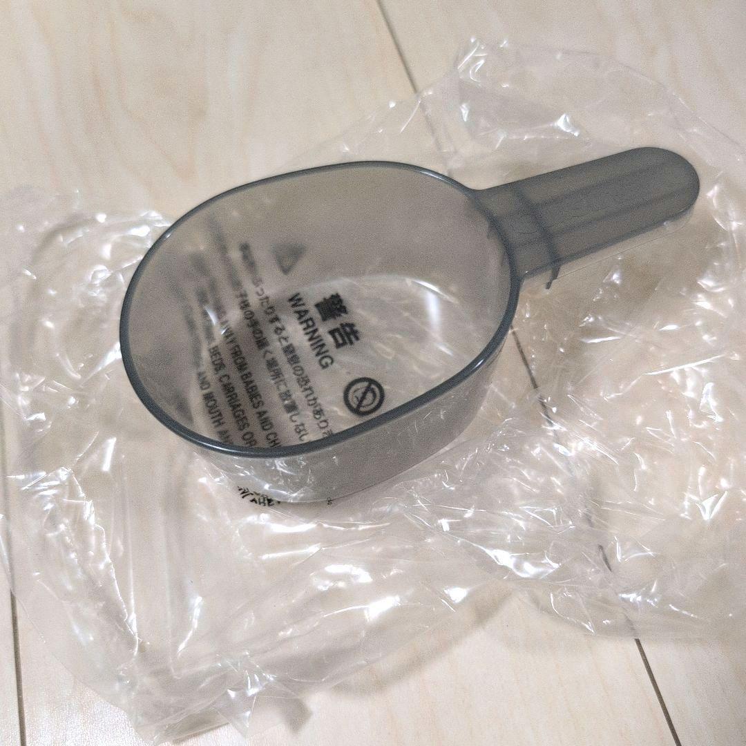 【未使用品】　Cuisinart WAF-V100J 縦型ワッフルメーカー