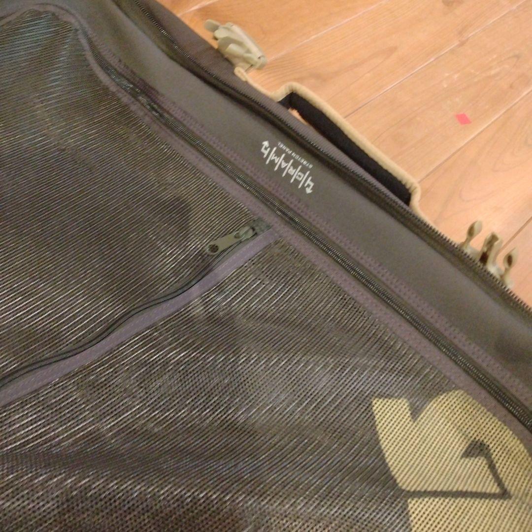 バートン BURTON キャリーバッグ　90L キャリーケース　コロコロ