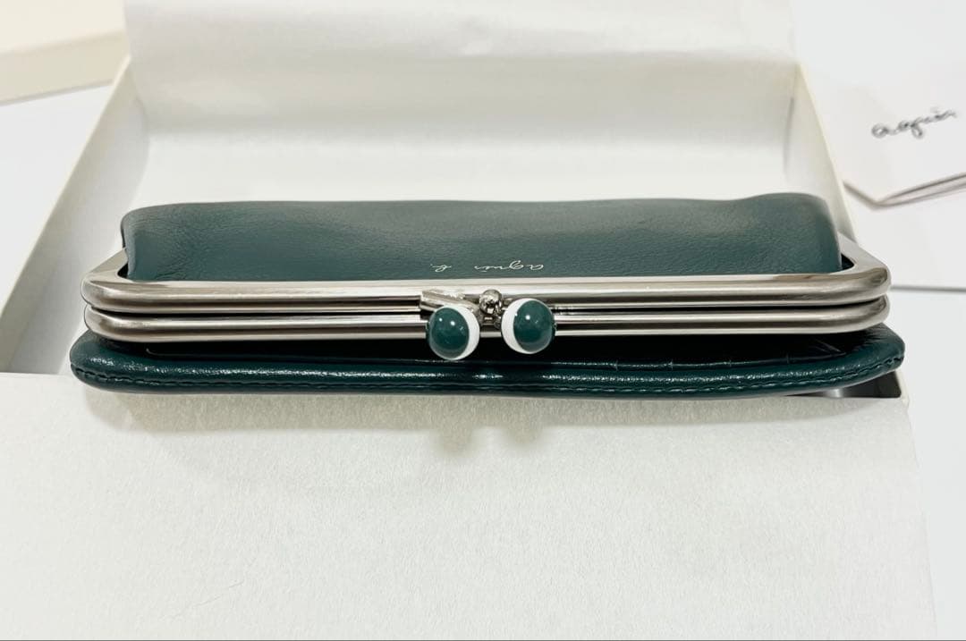 【美品】agnes b. レザー がま口 二つ折り財布 牛革 グリーン