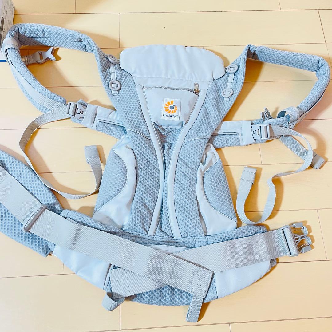 【新品同様品】Ergobaby OMNI Breeze 抱っこ紐 パールグレー