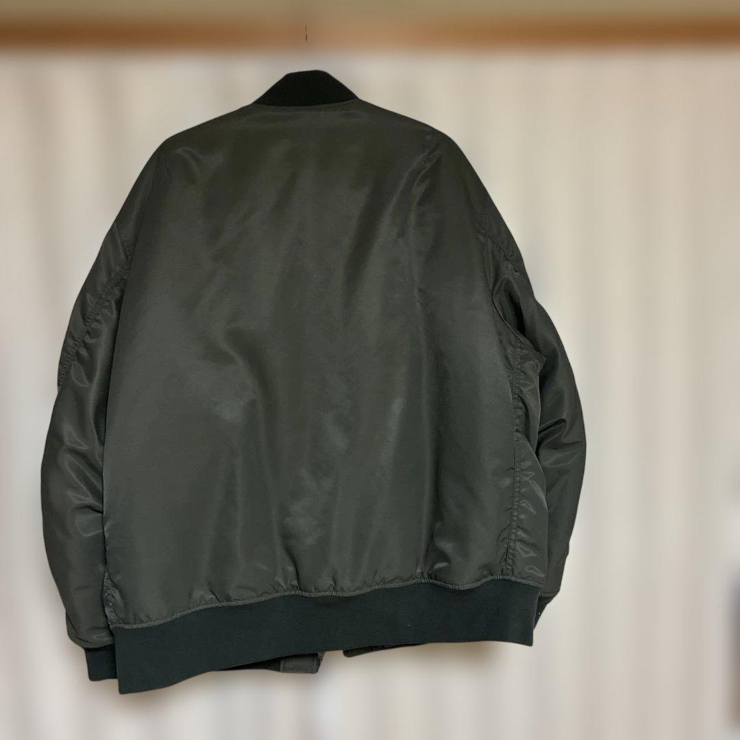 UNIQLO MA-1ブルゾン