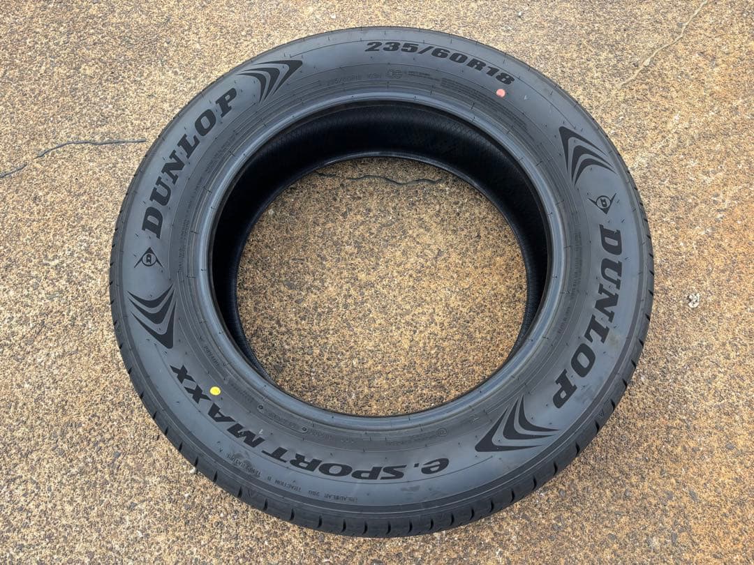 【②/②】 DUNLOP e.SPORT MAXX 235/60R18 2025