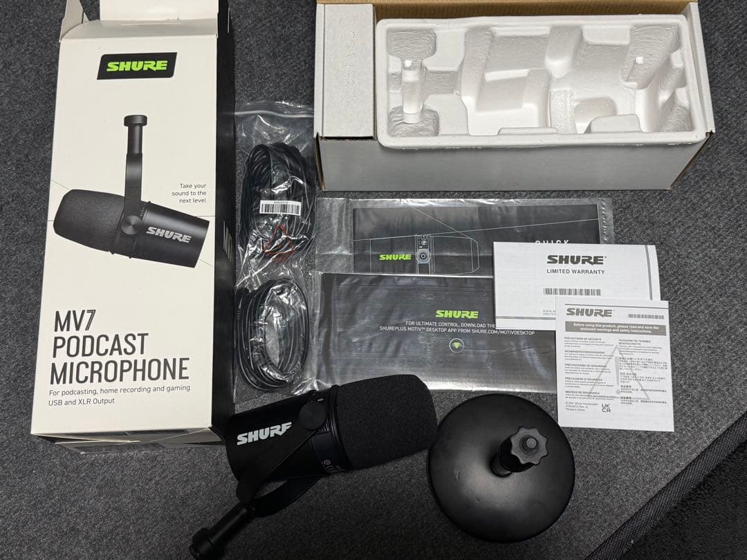 SHURE MV7 ポッドキャストマイク　スタンド付き