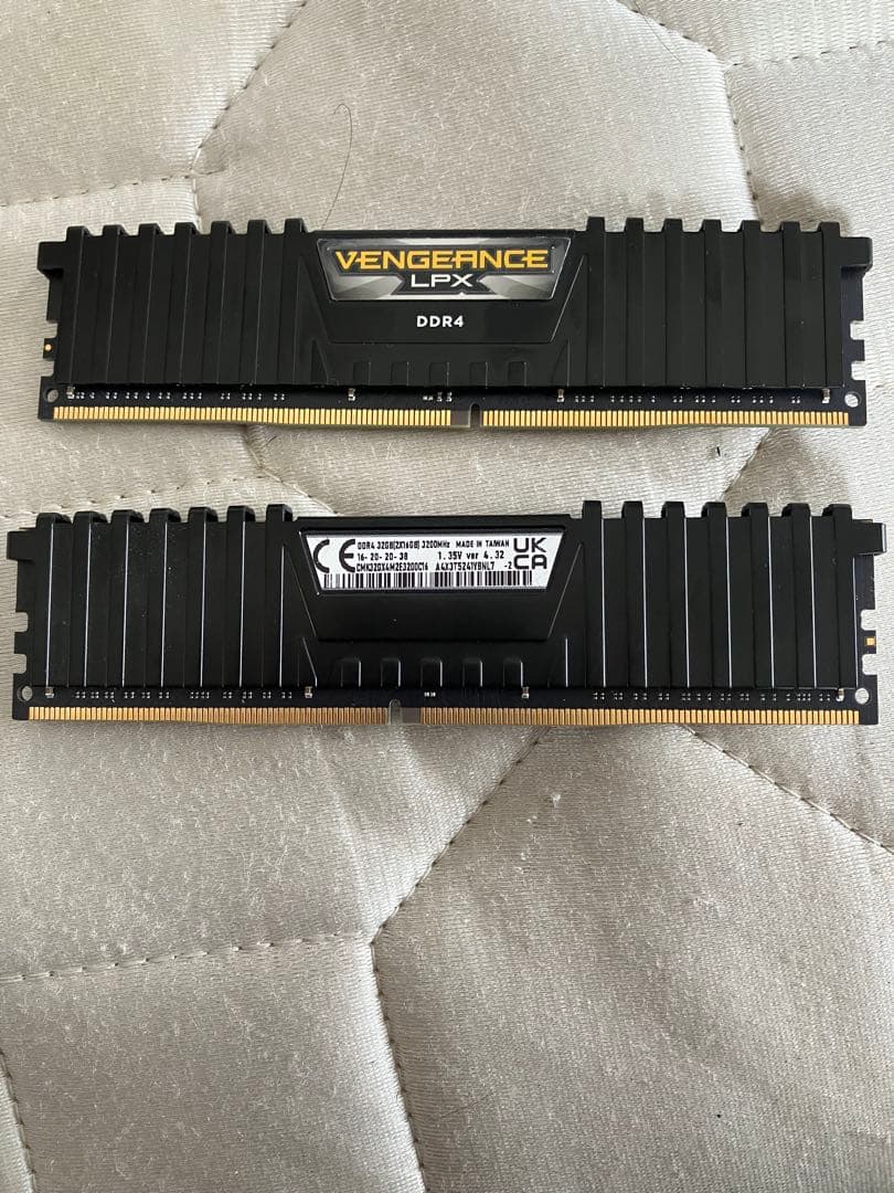 Vengeance LPX DDR4 メモリー　16x2 32GB