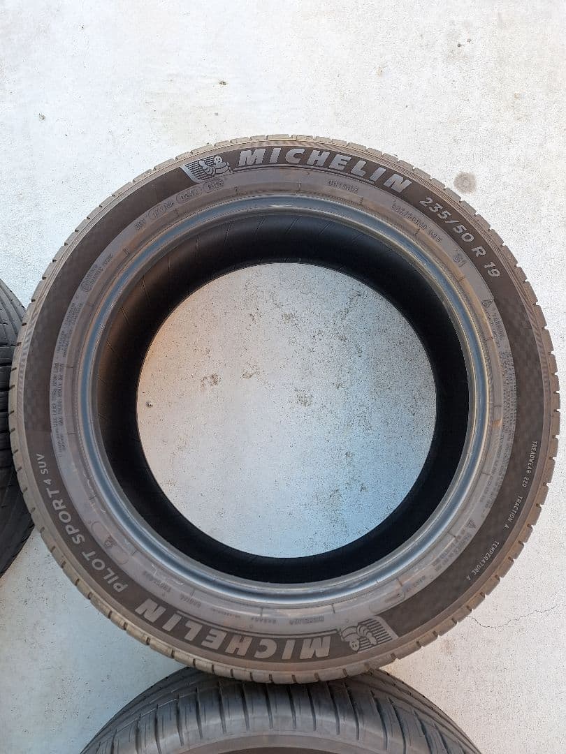 タイヤ・ホイール MICHELIN PILOT SPORT 4 SUV 235/50R19