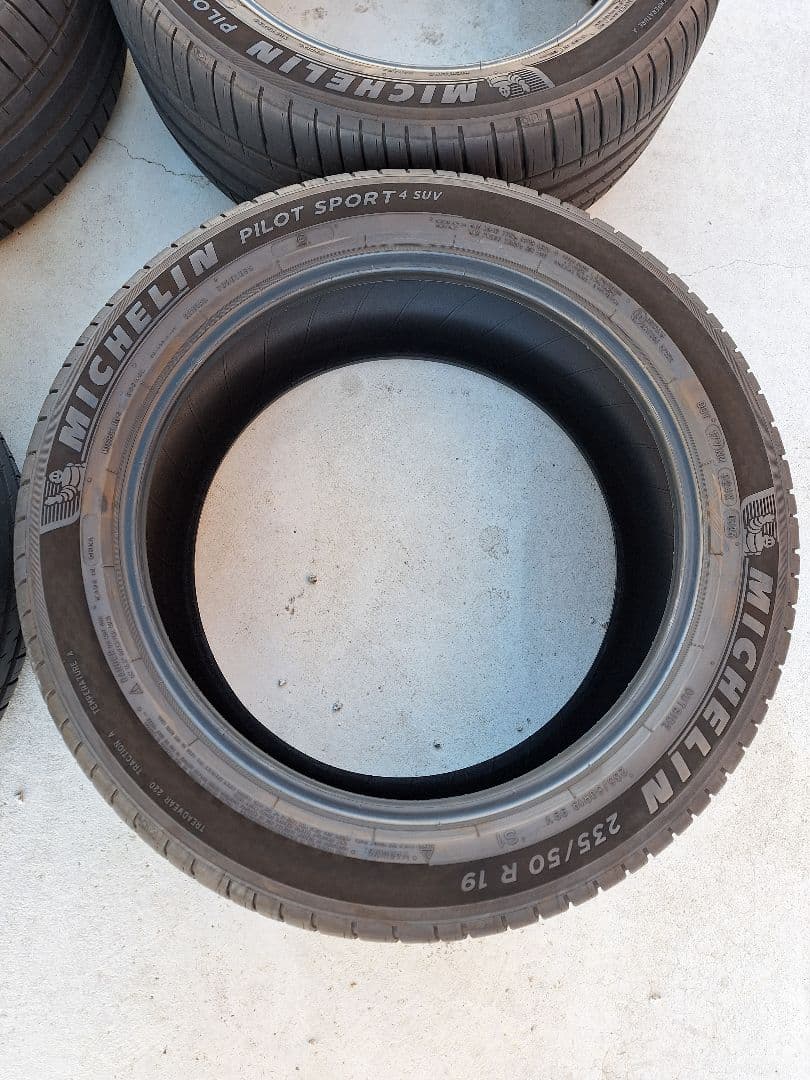タイヤ・ホイール MICHELIN PILOT SPORT 4 SUV 235/50R19