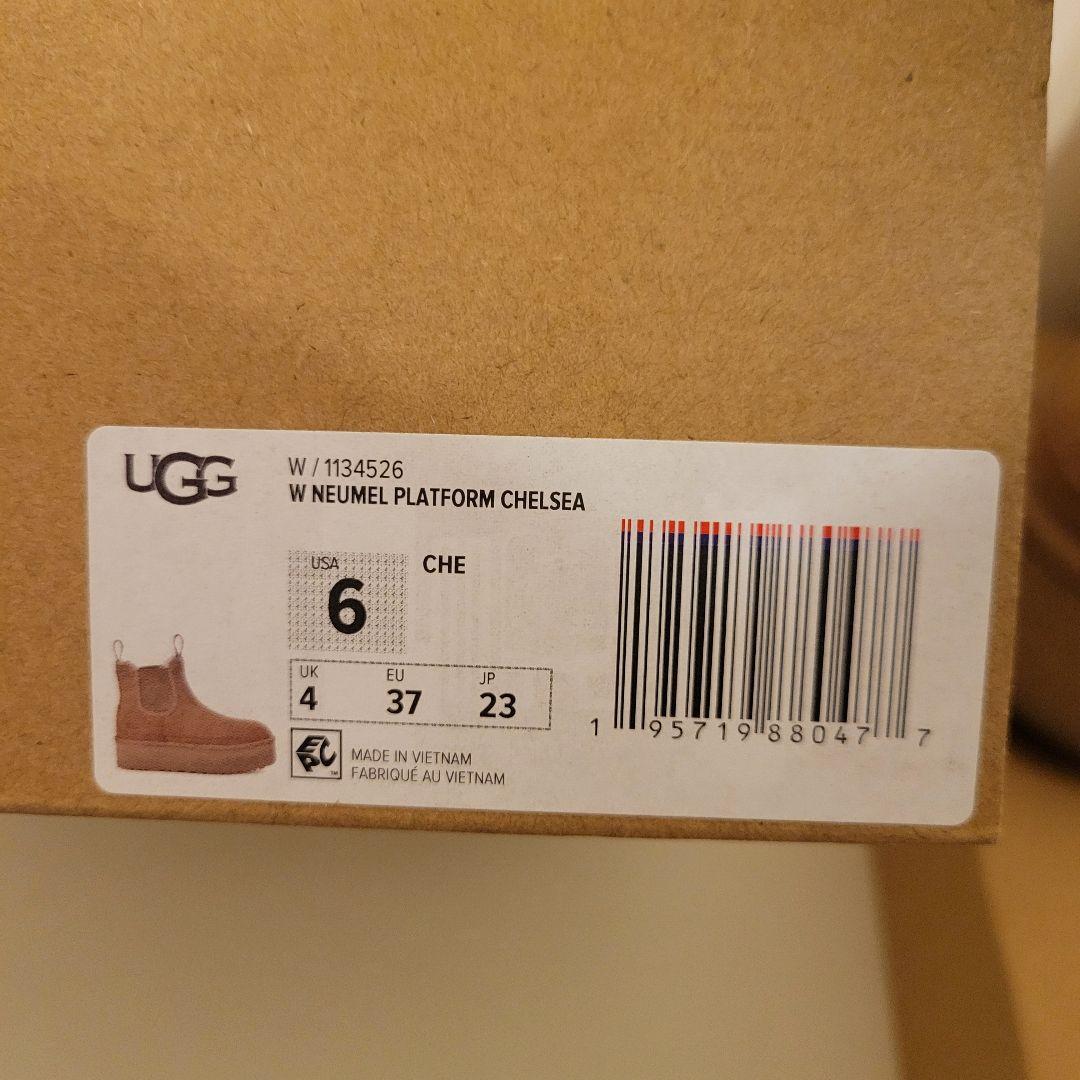 UGG プラットフォームブーツ チェスナット　厚底　6