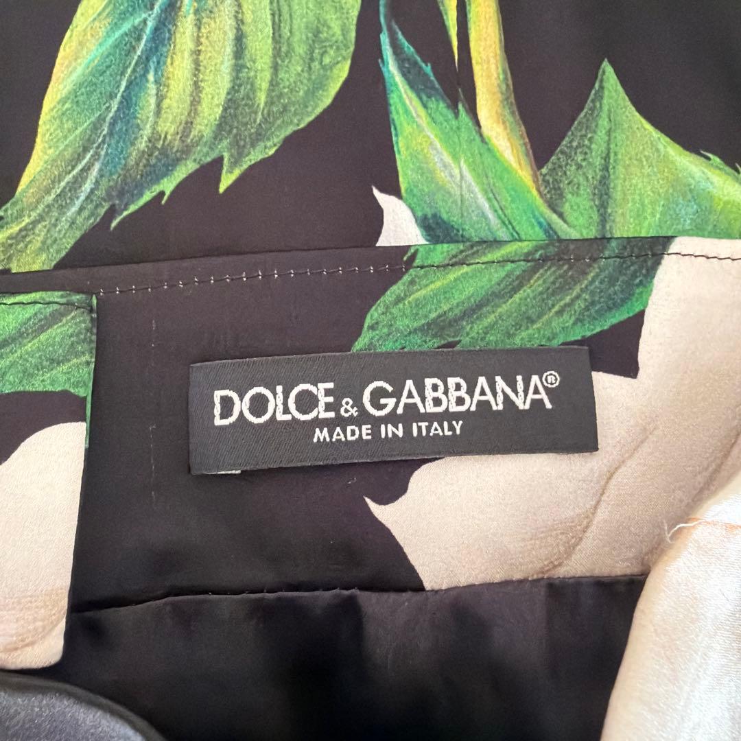 DOLCE & GABBANA 花柄タイトスカート